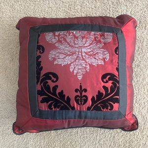 3 Throw Pillows